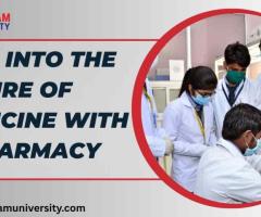 How do B.Pharmacy colleges in Bhopal ensure practical training for students?