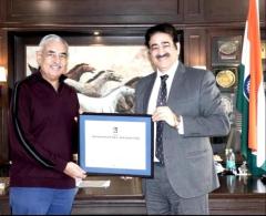 Former Mayor of London, Sunil Chopra, Visits AAFT and Honored by Dr. Sandeep Marwah