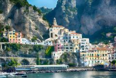 Book Your Mountain View Villa in Salerno
