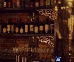 In Vino Veritas Wine Bar & Bottle Shop - Hackney