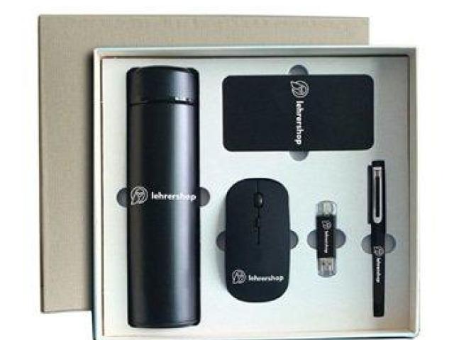 Partner with a Leading Corporate gift Supplier from China