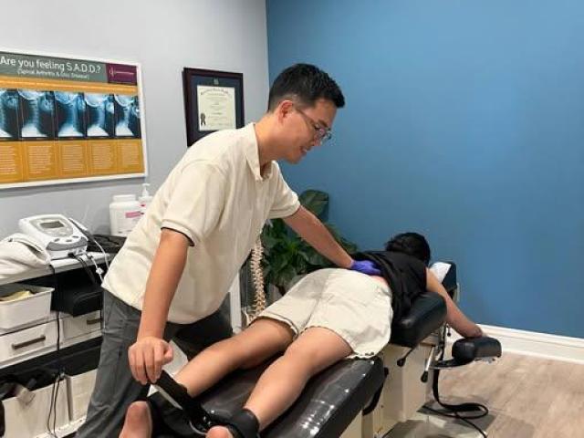 Neck pain chiropractor in Brea
