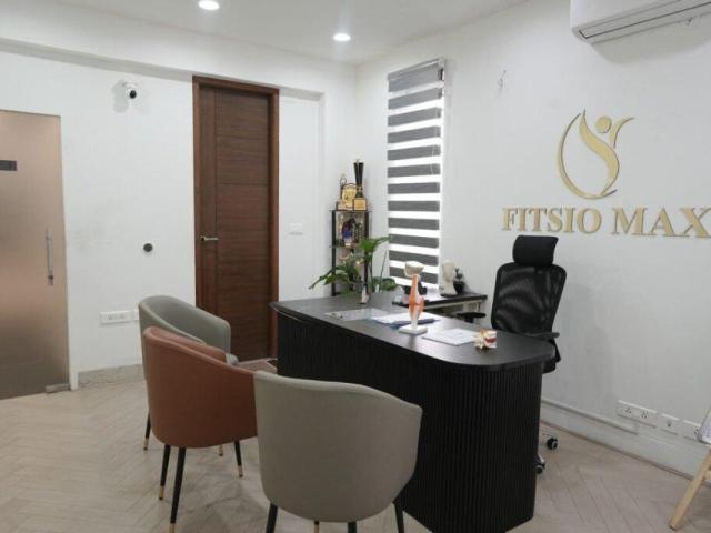 Physiotherapy & Pain Relief Clinic in Chennai – Fitsiomax