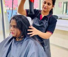 Lakme Academy Pimpri:-Hair Style Training in Pimpri