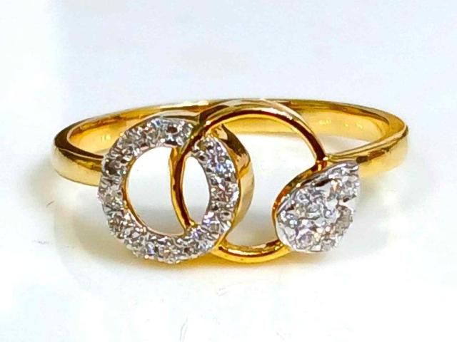 Beautiful Diamond Ring In Yellow Gold With Lab Certified Diamond at Prabhakar Djewels PVT LTD.
