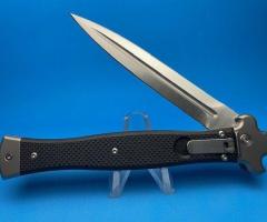 Discover Variety with the Frank B Stiletto Switchblade