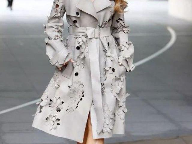 Choose the Best Australian Clothing Supplier for Your Brand. Go for Alanic Clothing