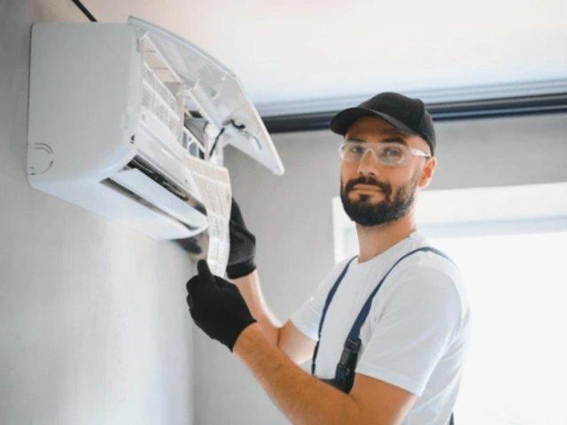 Best AC Service in Green Field | Best AC Repair in Green Field – Expert Technicians