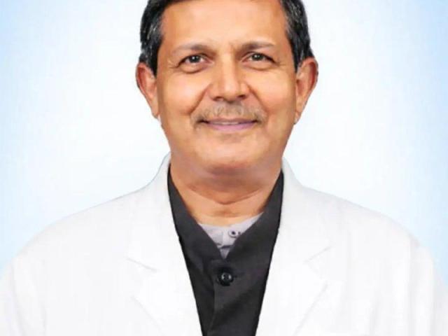 Top Neurosurgeon in Varanasi – Dr Vivek Sharma | Clinicspots India