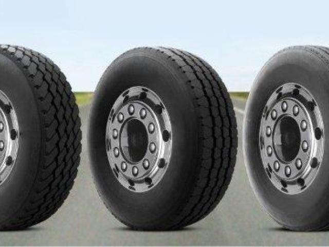 Premium Highway Tyres for Trucks, Buses & Light Trucks