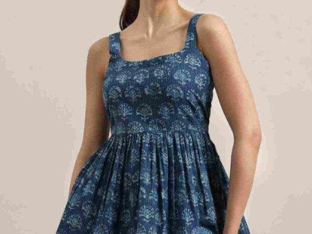 Buy Latest Sleeveless Kurtis for Women