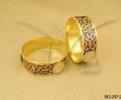 Fashion jewelry store