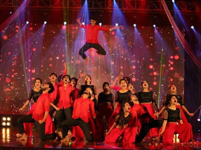 Best Bollywood Dance Studio In Ambabari–Buskers Dance Institute