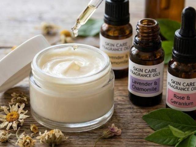 Kambay Aromatics Skin Care Fragrance – A Luxurious Touch for Glowing Skin