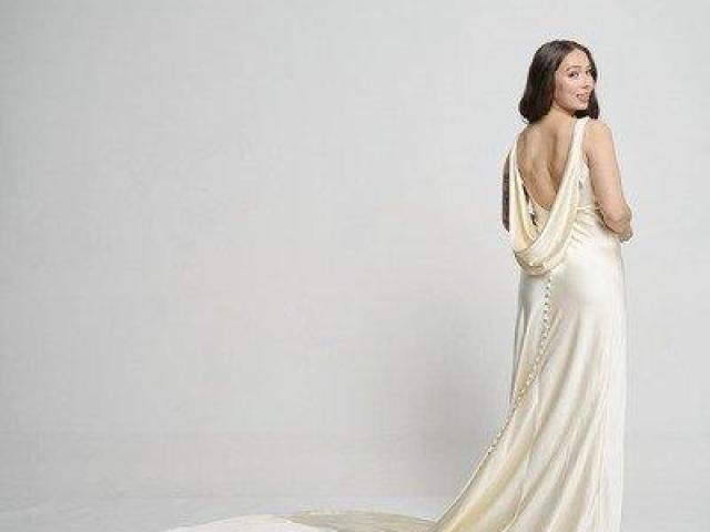Buy Vintage Bias Cut White Wedding Dress This Good Friday Sale at Tony Hamawy