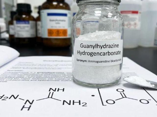 Premium Quality Guanylhydrazine Hydrogencarbonate by Sarna Chemicals