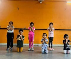 Bollywood Dance Institute In Malviya Nagar – Buskers Dance Institute