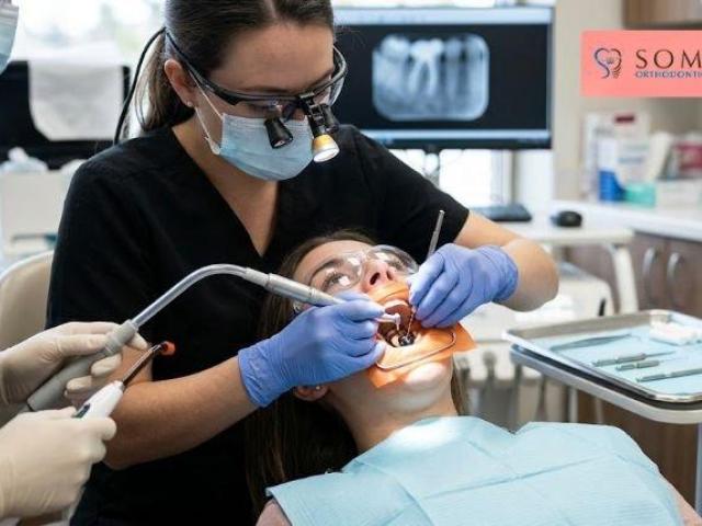 Best Clinics for Root Canal Treatment in Ahmedabad: What to Look For
