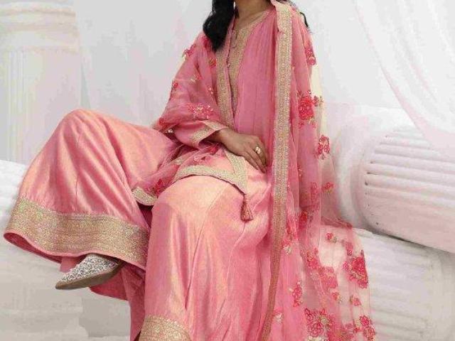 Upgrade Your Wardrobe with Libas Western Dresses