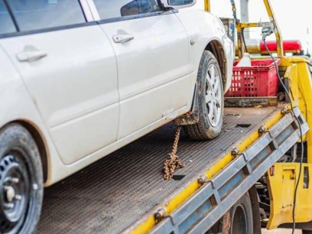 Sell Your Car for Cash Today with Our Pick Up Cars for Cash Service