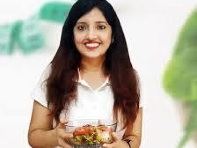 Dietitian in Delhi | Dt. Kanika Khanna