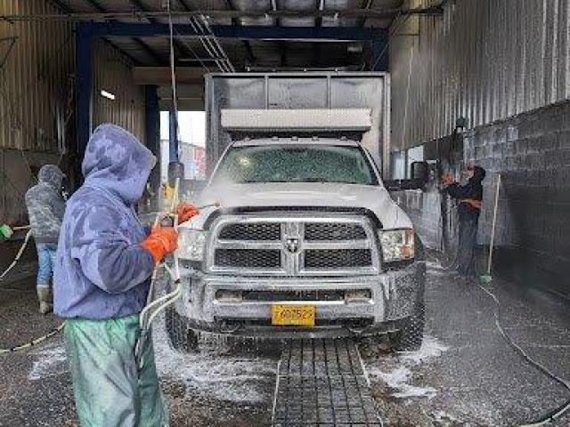 Marshal Truck Wash | Truck Wash in Aurora
