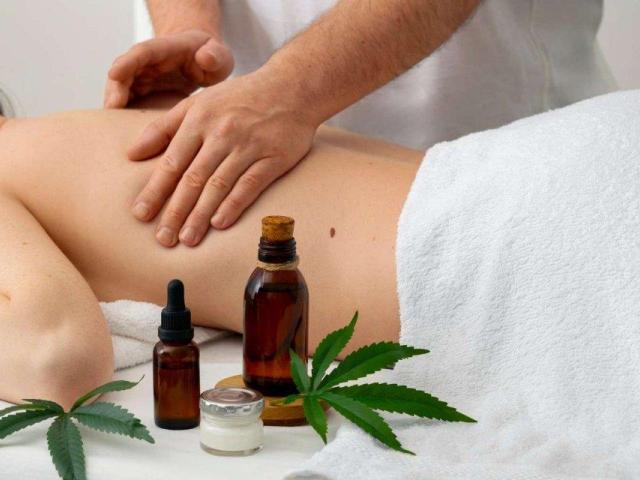 Relax and Rejuvenate with Essential Oil Massage | Zerofit