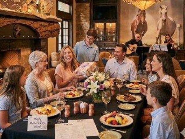 Best Restaurants with Live Music in San Diego - Find Live Music