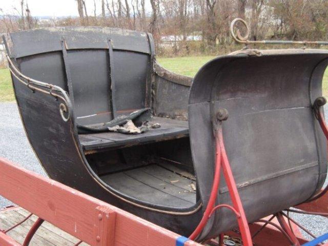 Gain comprehensive restoration or replacement with genuine Boat Upholstery services