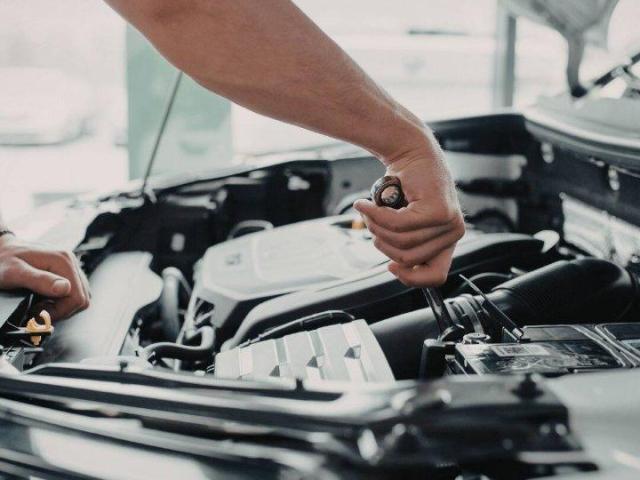 Trusted MOT, Service & Repairs in Oldbury | 40+ Years Experience