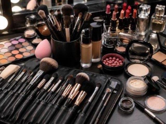 Makeup Artist Tools