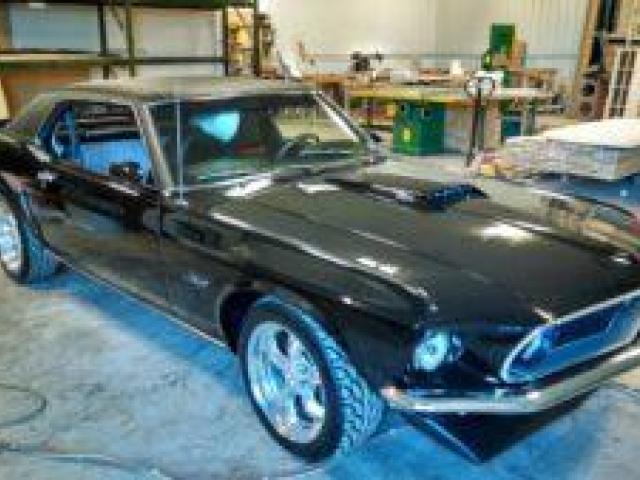 Get feasible and holistic automotive upholstery irrespective of the types of vehicles