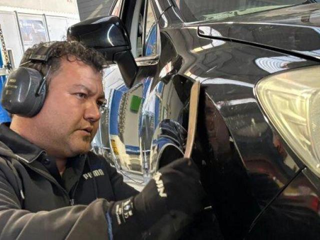 Find Holistic Crash Repair Northern Suburbs Adelaide
