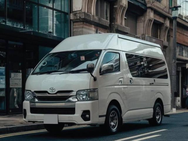 Affordable Maxi Taxi in Melbourne for Airport Transfers