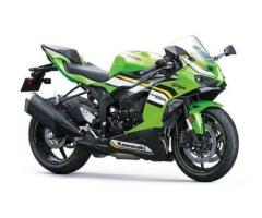 Supersport Motorcycle Precision Performance and Track-Inspired Handling