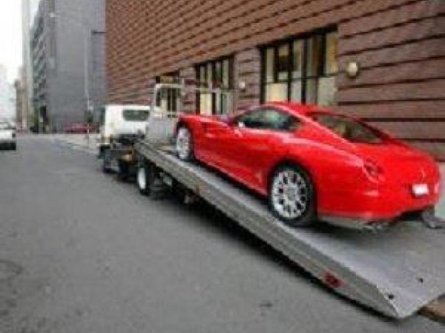 Hall's Towing & Recovery