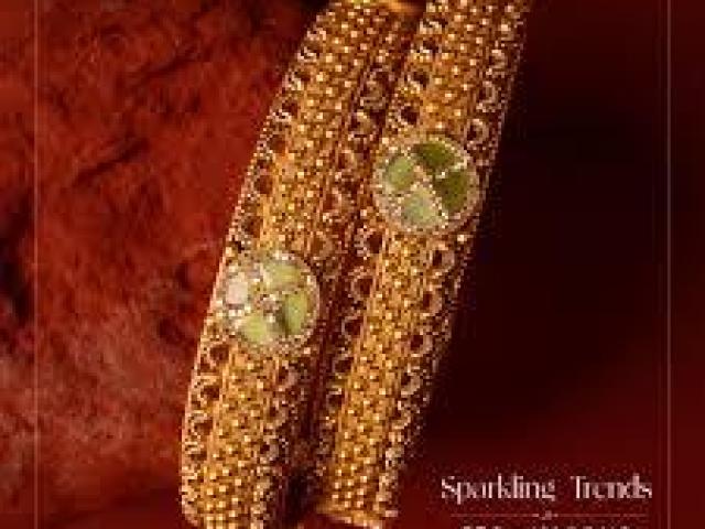 Buy Gold Bangle Online: Celebrate Every Occasion with Timeless Elegance