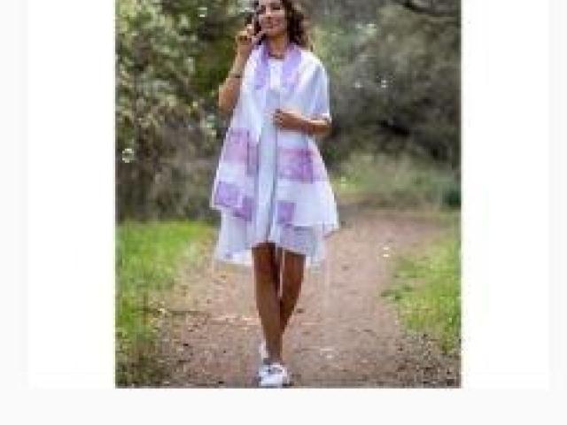 Discover Elegance and Tradition with Women's Tallit at Galilee Silks!