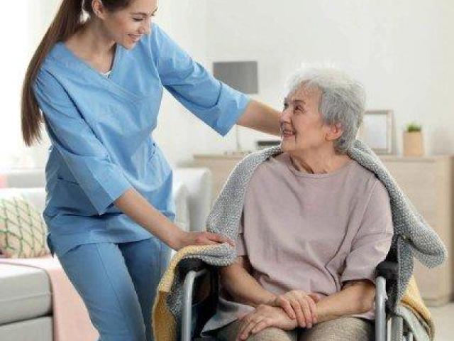 Professional Personal Care Assistance Tailored to Your Needs