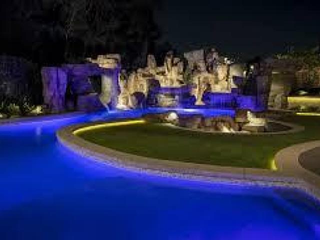 🏡 Bring Your Swimming Pool Back to Life with Fibrestyle