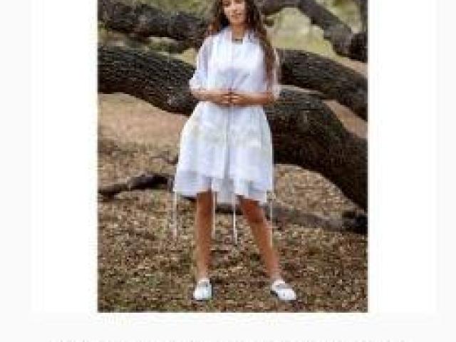 Discover the Perfect Tallit for Women at Galilee Silks!