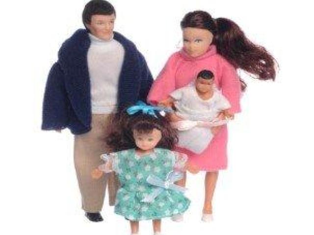 Shop Best Miniature Dollhouse Dolls for Realistic Miniature Displays