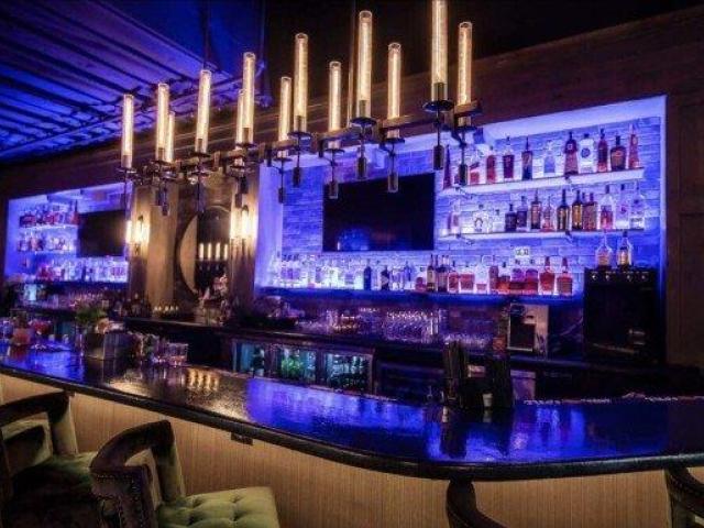 Best Places for Live Music Bars Near Me Tonight - Find Live Music