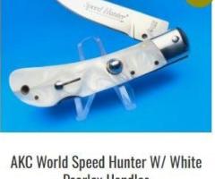 Choose razor-sharp Switchblade Knives in varied sizes, shapes, colours, and styles