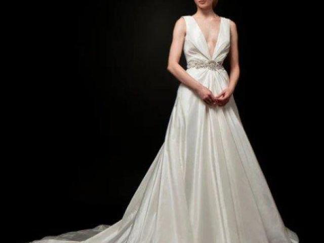 Shop Best Wedding Dresses for Elegant Summer Bridal Look - Tony Hamawy