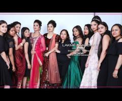 Makeup Artist Courses in Merrut| Lakme Academy Noida