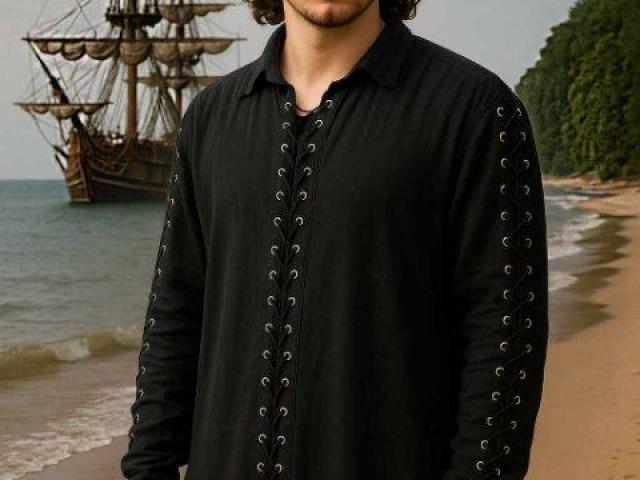 Pirate Clothing for Men & Women | Authentic Pirate Costumes