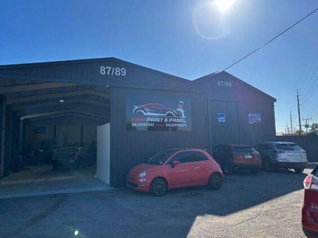 Find the Comprehensive Crash Repair Dry Creek