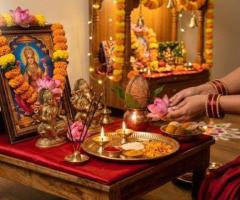 Book Maha Lakshmi Puja Online for Wealth, Prosperity & Divine Blessings
