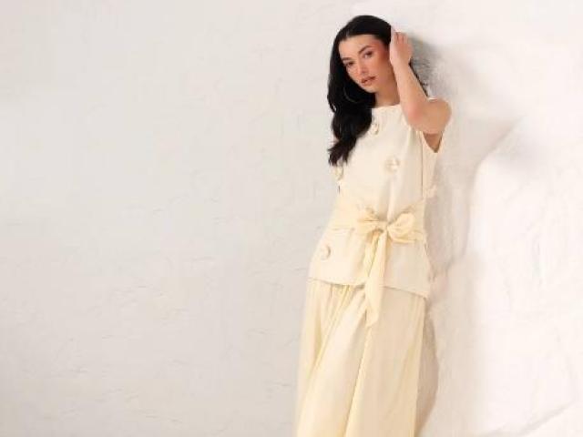 Skirt and top set